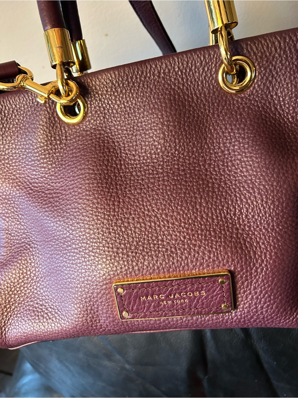 Marc Jacobs Plum Leather Too Hot To Handle ShoulderBag